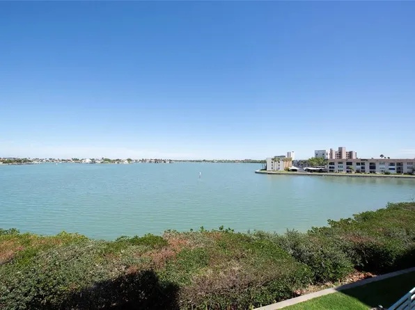 7979 Sailboat Key Blvd S APT 208, South Pasadena, FL 33707