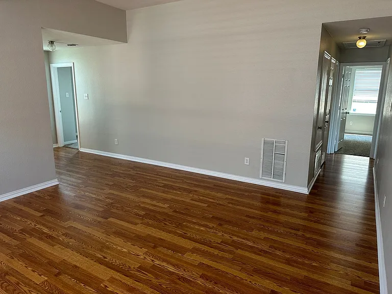 1117 Acacia Dr — Photo 18