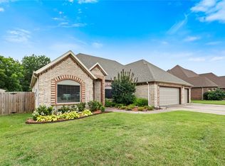 2605 Azalea Ave, Bentonville, AR 72712