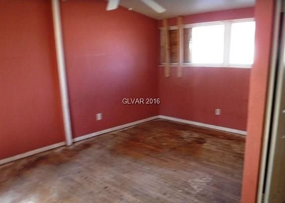 3rd image of 700 Upland Pl