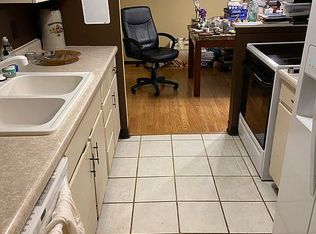 2929 Sunnyside Dr #100A, Rockford, IL 61114