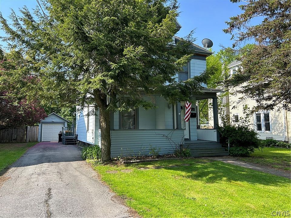 1st image of 130 Bishop St
