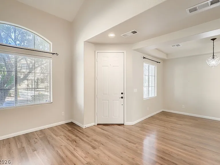 4117 Lower Saxon Ave — Photo 6