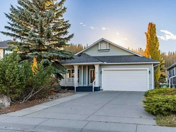 70 E Riverview Cir, Cochrane, AB T4C 1K3