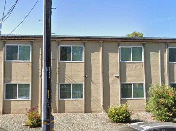 1895 San Vincente Dr APT 15