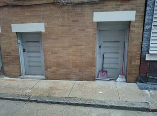 2-4 Endicott Ct, Boston, MA 02113