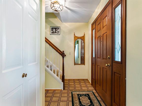 5th image of 10337 Kingsport Dr