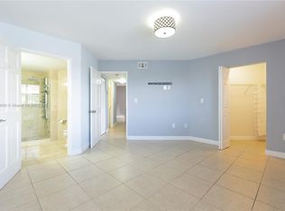 10257 NW 9th Street Cir #10-106, Miami, FL 33172