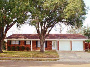 2902 Erwin Ave, Victoria, TX 77901