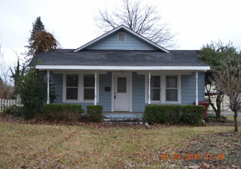 1st image of 1118 E Holston Ave