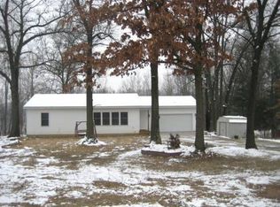 9862 Fletcher Rd, Greenville, MI 48838