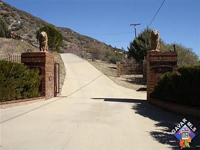 Driveway Enting the Property