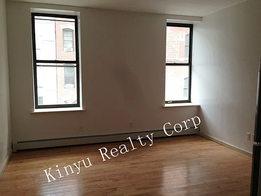 Rented by Kinyu Realty | media 1