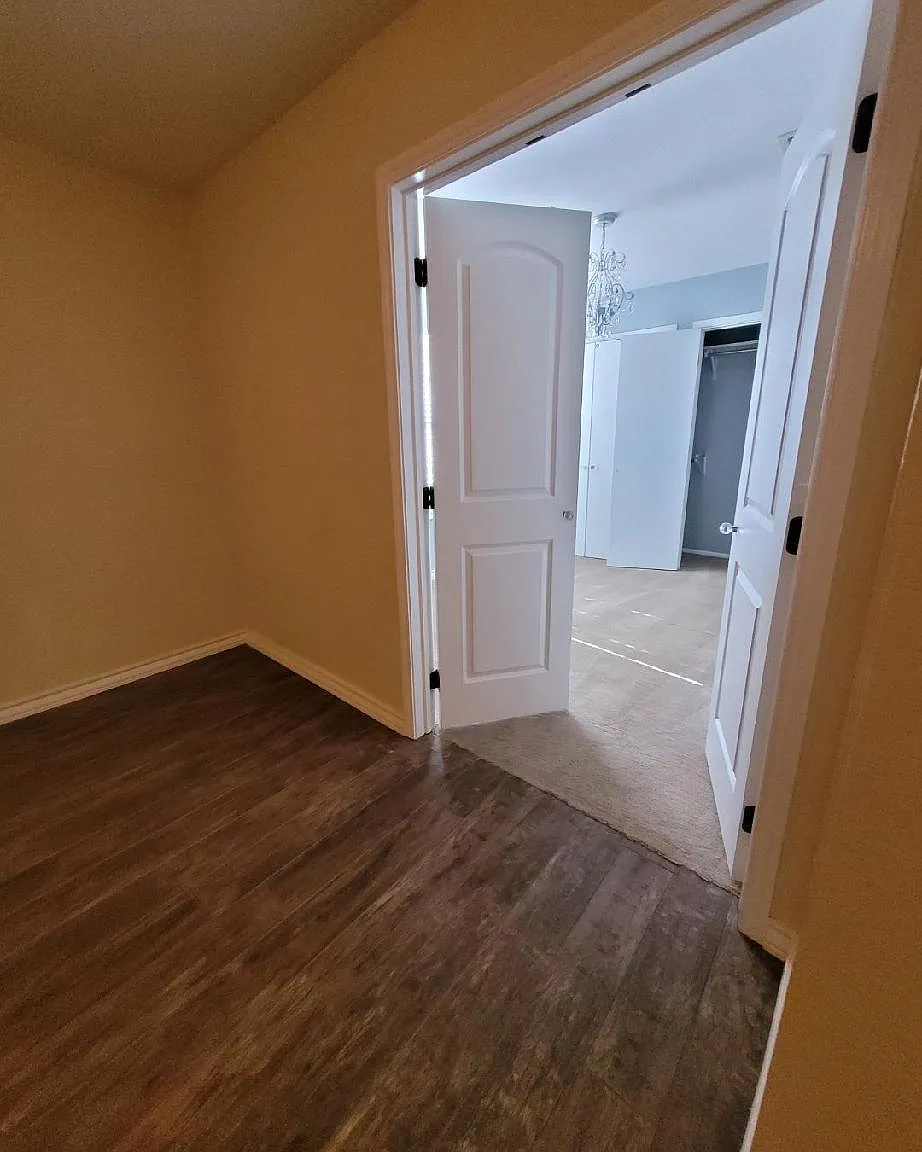 2 bed, 1200 sqft, $1,800 — Photo 4