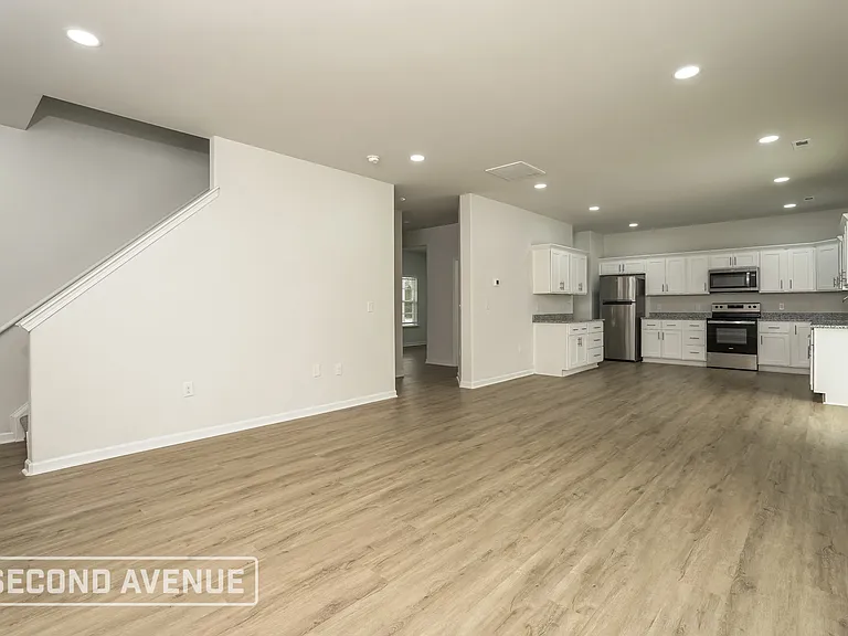 486 Everidge Rd — Photo 3