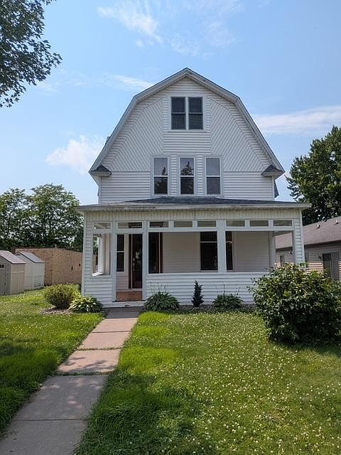 1st image of 209 Harriman Ave N