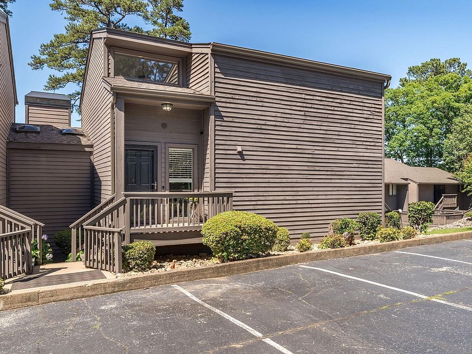 1st image of 200 Hamilton Oaks Dr #H2