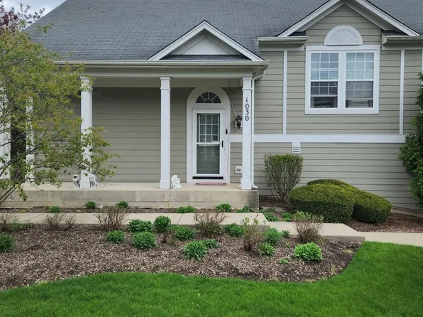 1030 Reserve Dr #703, Elgin, IL 60124