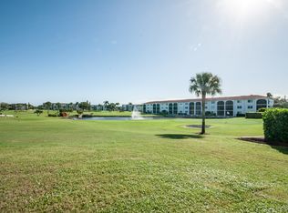 57 High Point Cir W APT 106, Naples, FL 34103