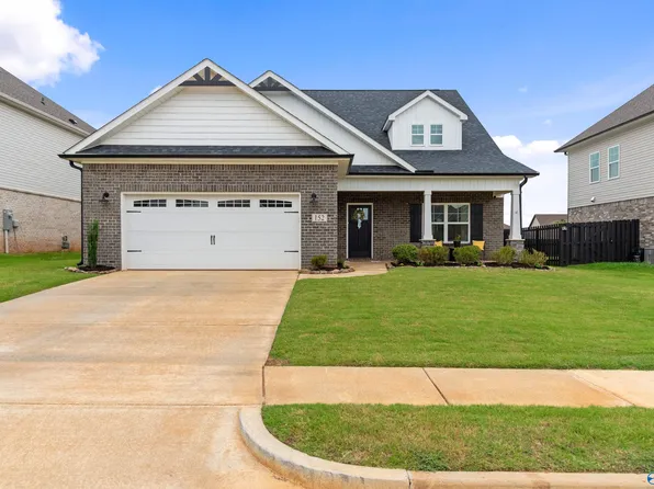 152 Brier Valley Dr, Meridianville, AL 35759