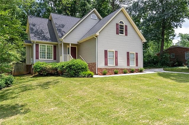1st image of 1822 Timberlake Dr