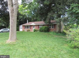 9 Cherokee Rd, New Britain, PA 18901