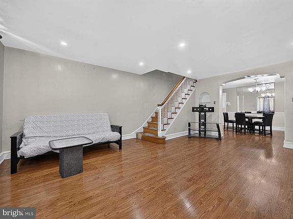 3rd image of 5214 D St