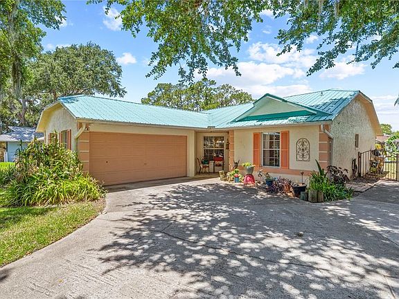 2nd image of 6369 Bonnie Ct