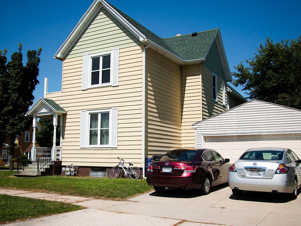 2nd image of 1336 New York Ave