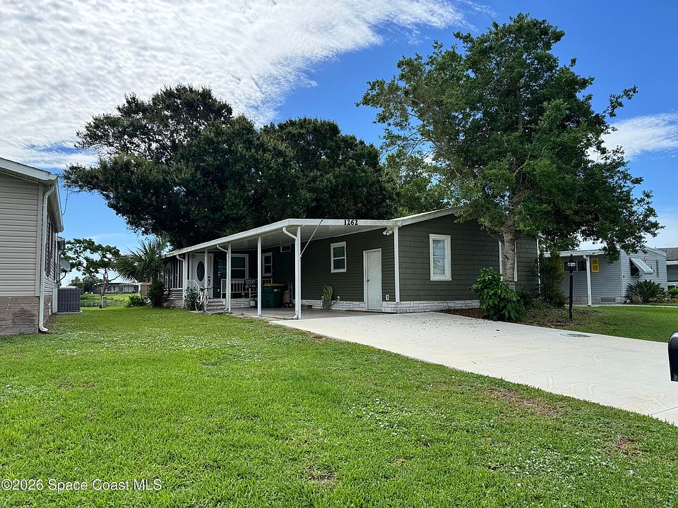 2nd image of 1262 Waterway Dr