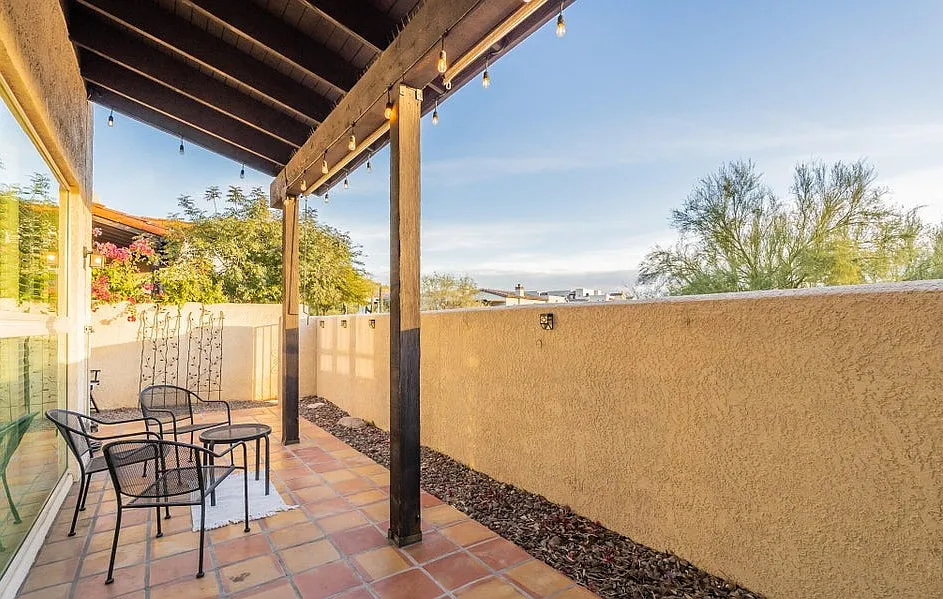 3 bed, 1720 sqft, $3,250 — Photo 4