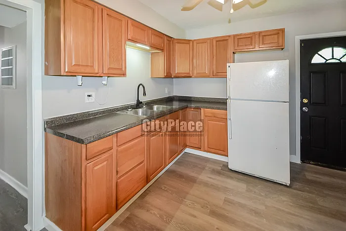 137 S Catherwood Ave — Photo 11