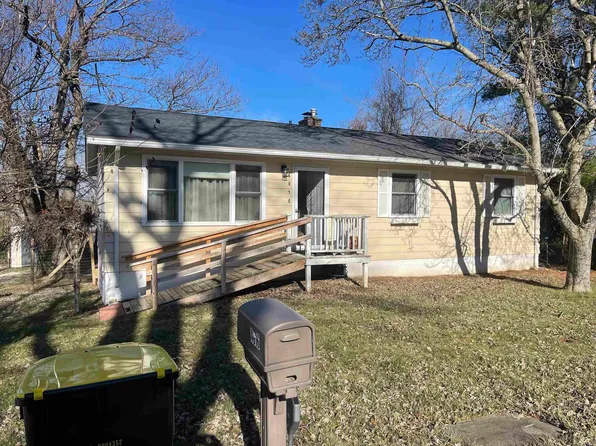 4016 W Stapleton Ave, Bloomington, IN 47403