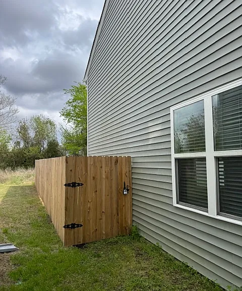 1417 Creekfront Dr — Photo 18