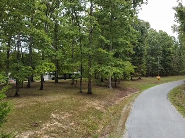 4269 Bell Branch Rd, Nunnelly, TN 37137