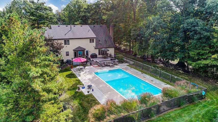 1st image of 6140 Sugar Maple Dr