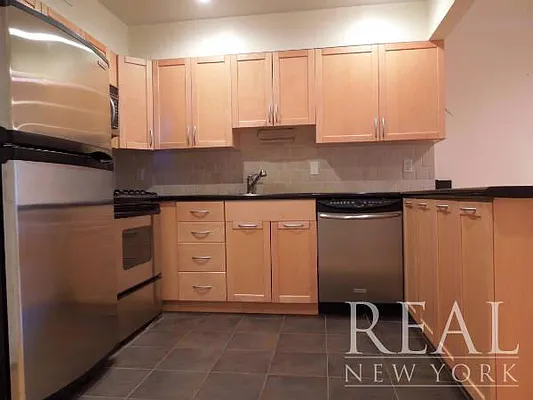 Rented by REAL New York | media 123