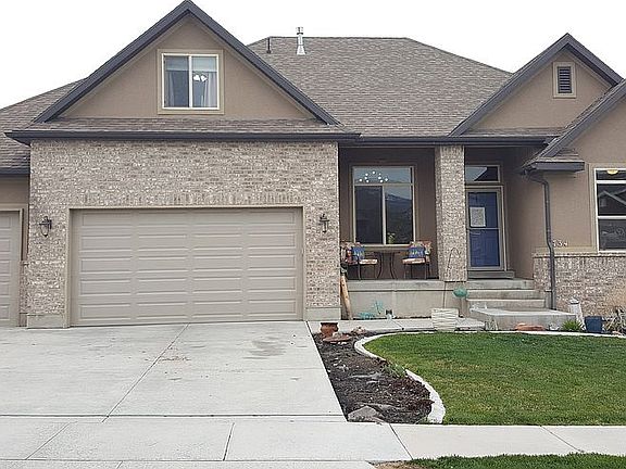 5th image of 734 W Cedar View Dr S