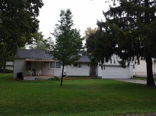 18600 Irving St, Livonia, MI 48152