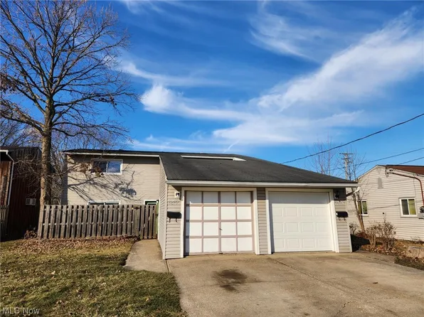 1208-1210 New Jersey Ave, Lorain, OH 44052