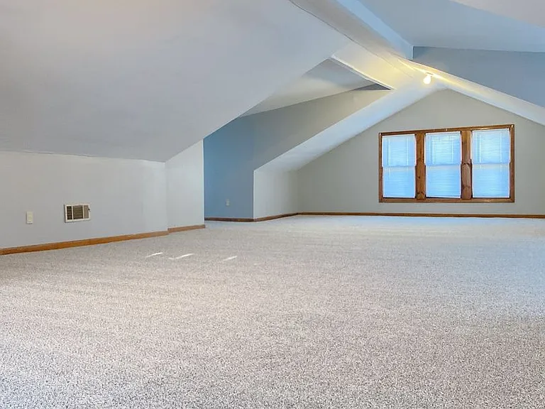 2436 Laurel Ave — Photo 27