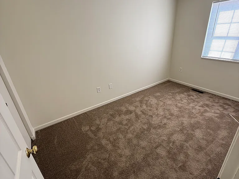Rosewood Riverside — Photo 22
