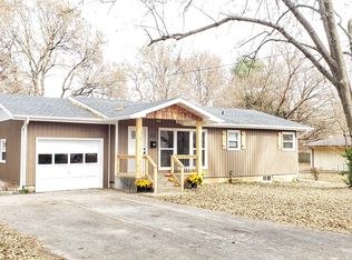 2715 E Lombard St, Springfield, MO 65802