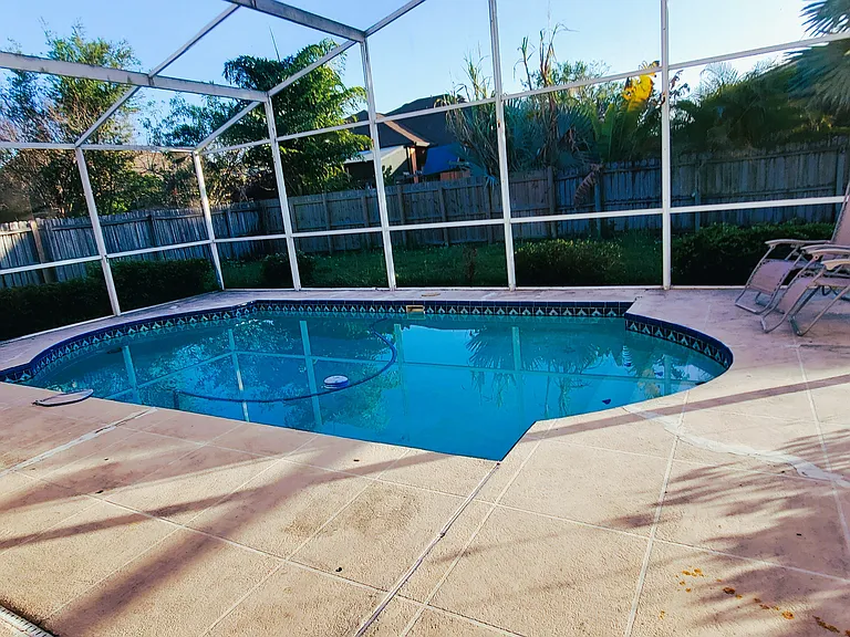 18110 Palm Breeze Dr — Photo 23