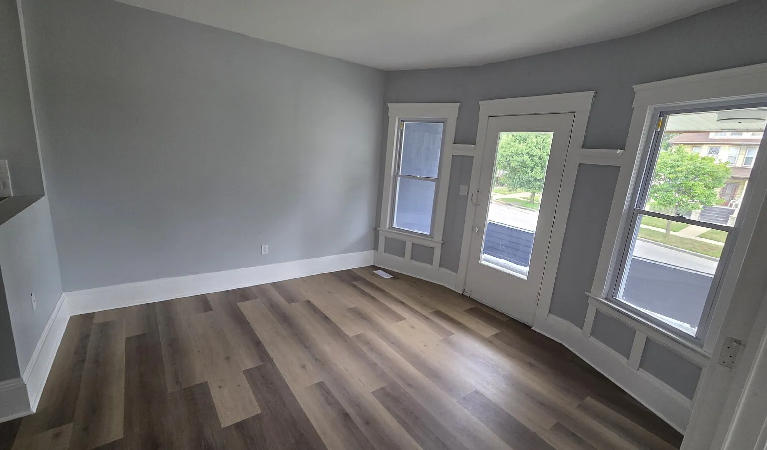4 bed, 3.0 bath, $2,525 — Photo 3