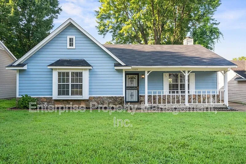 3 bed, 2.0 bath, 1258 sqft, $1,450 — Photo 2