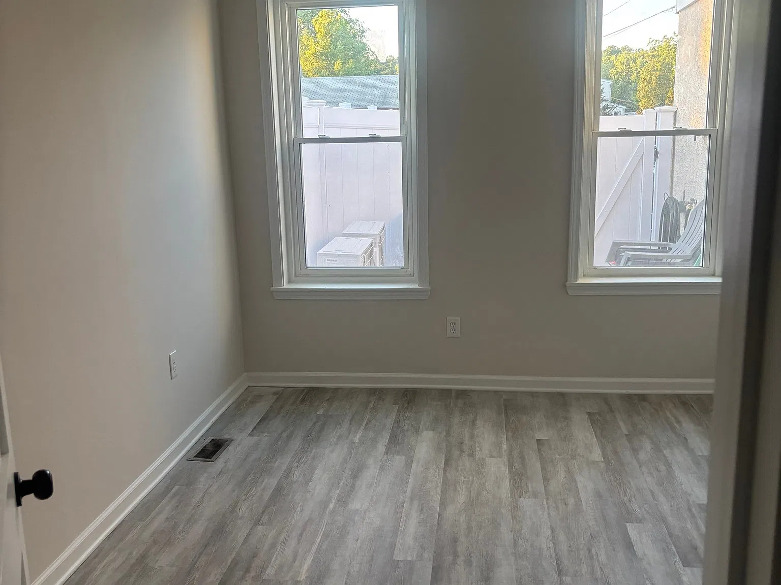 1 bed, 1000 sqft, $1,999 — Photo 4