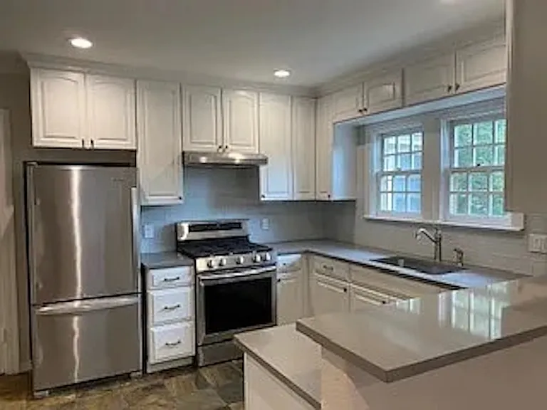 5902 Revere Pl — Photo 8