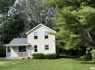 28 NW 8th Ave, Galva, IL 61434