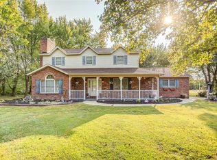 538 Coventry Rd, Troy, IL 62294